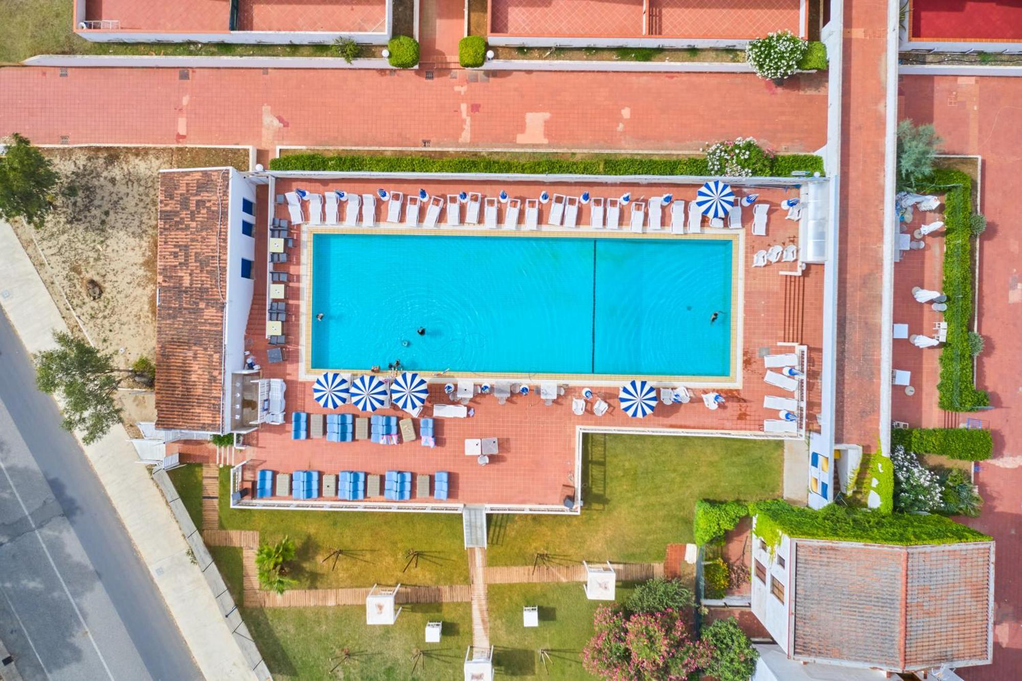 Casa Vacanze Lux By White Aparthotel I Casoni Eksteriør bilde