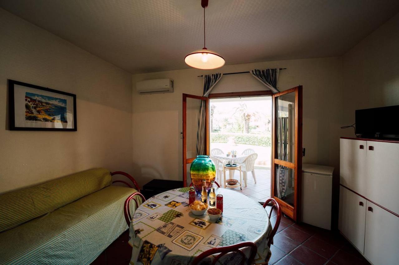 Casa Vacanze Lux By White Aparthotel I Casoni Eksteriør bilde